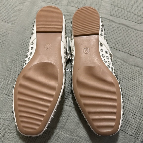 NWT Women's Issa Rhinestone Mary Jane
Ballet Flats with Memory Foam Insole. 9 - Picture 5 of 9